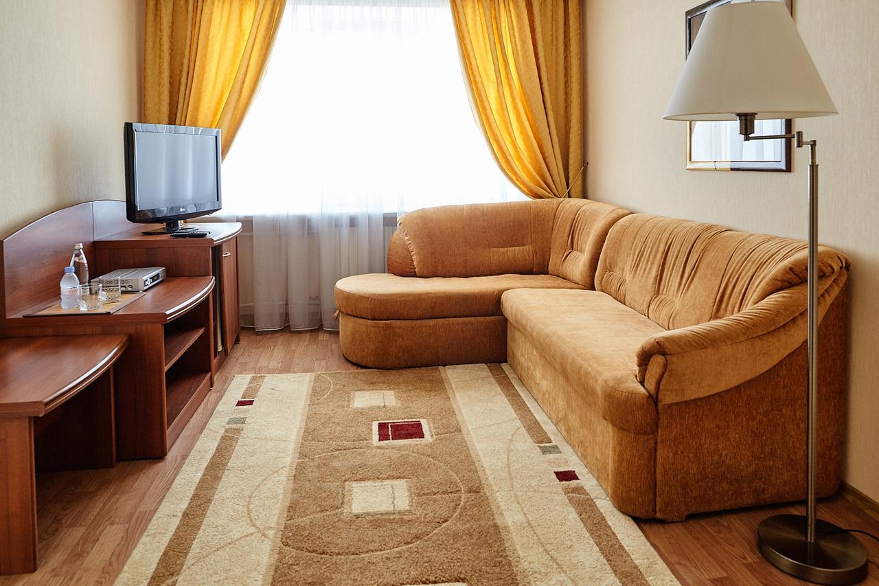 Hotel Nadezhda Dniepropietrowsk Zewnętrze zdjęcie